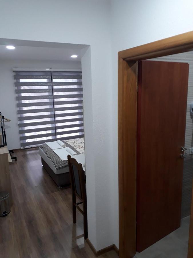 Apartments Karic Aerodrom Tuzla Dubrave Gornje Экстерьер фото