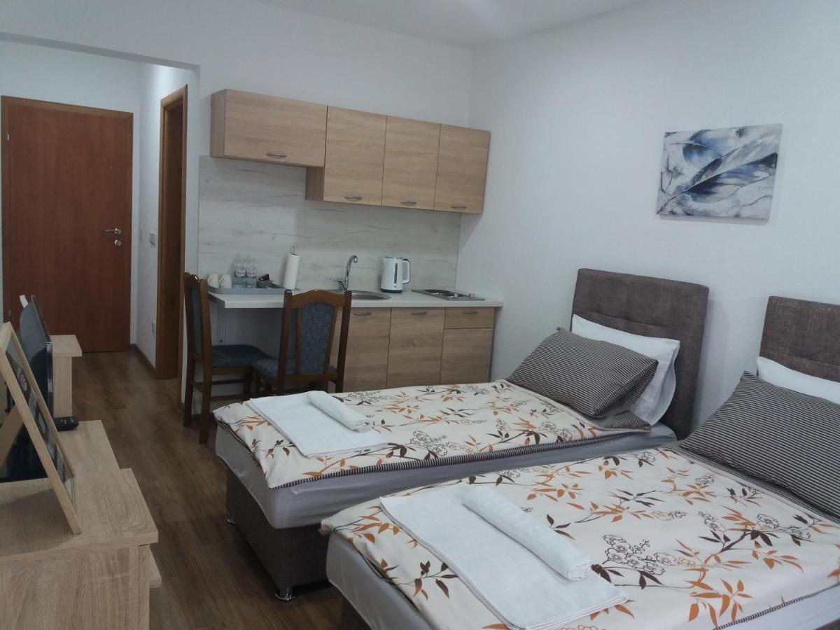 Apartments Karic Aerodrom Tuzla Dubrave Gornje Экстерьер фото