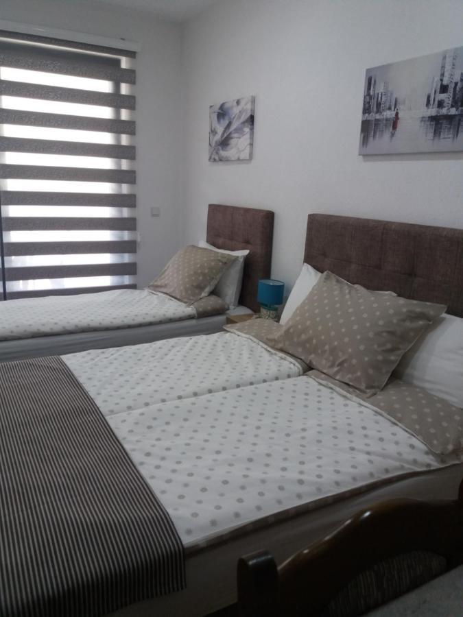 Apartments Karic Aerodrom Tuzla Dubrave Gornje Экстерьер фото