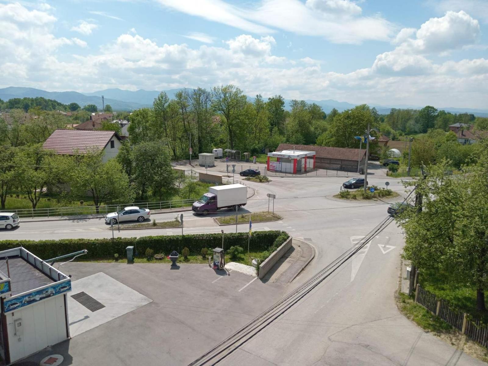 Apartments Karic Aerodrom Tuzla Dubrave Gornje Экстерьер фото